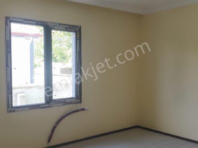 BAHÇELİ ZAFER MAHALLESİ'NDE, 700 M² ARSA İÇİNDE, SIFIR MÜSTAKİL VİLLA