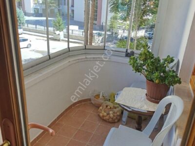 NİĞDE SELÇUK MAHALLESİ'NDE, CADDE ÜZERİ, FIRSAT 3+1 DAİRE