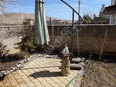 BAHÇELİ ZAFER MAHALLESİ'NDE, 700 M² ARSA İÇİNDE, SIFIR MÜSTAKİL VİLLA